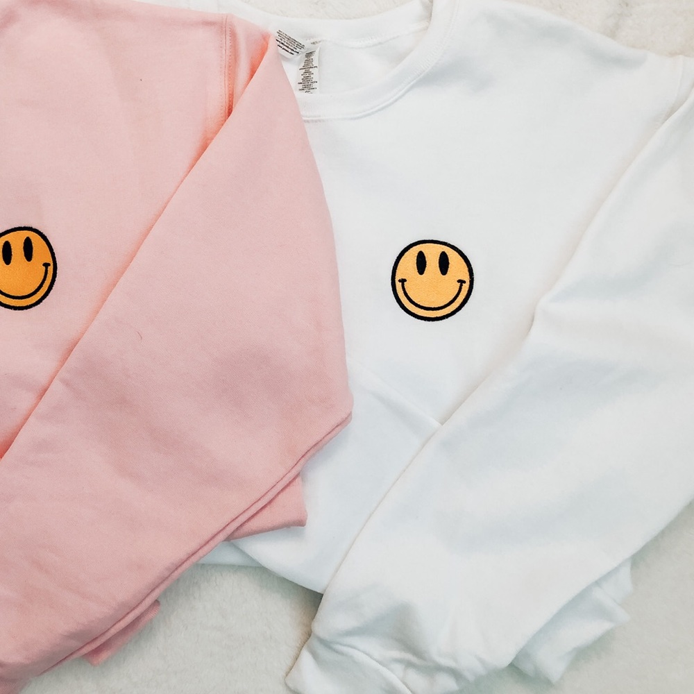 Smiley crew neck